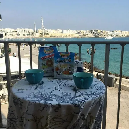 Proprio Sul Mare! * オートラント